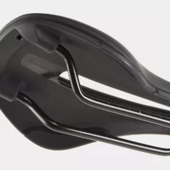 Cycli.fi Bontrager Verse Short Elite 11 Cycli.fi Bontrager Verse Short Elite -Sähköpyörät Myymälä BontragerVerseShortEliteSaddle 35552 A Alt4