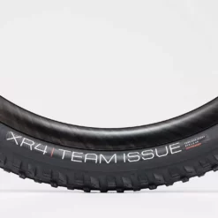Cycli Bontrager Rengas XR4 Team Issue 27.5x2.40 TLR 7 Cycli Bontrager Rengas XR4 Team Issue 27.5x2.40 TLR -Sähköpyörät Myymälä BontragerXR4TeamIssueTLR 13585 I Alt2