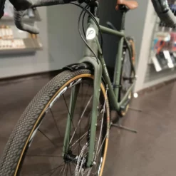 Pearl Urban GRVL – Vihreä -Sähköpyörät Myymälä IMG20211029133836 Bokeh scaled 1