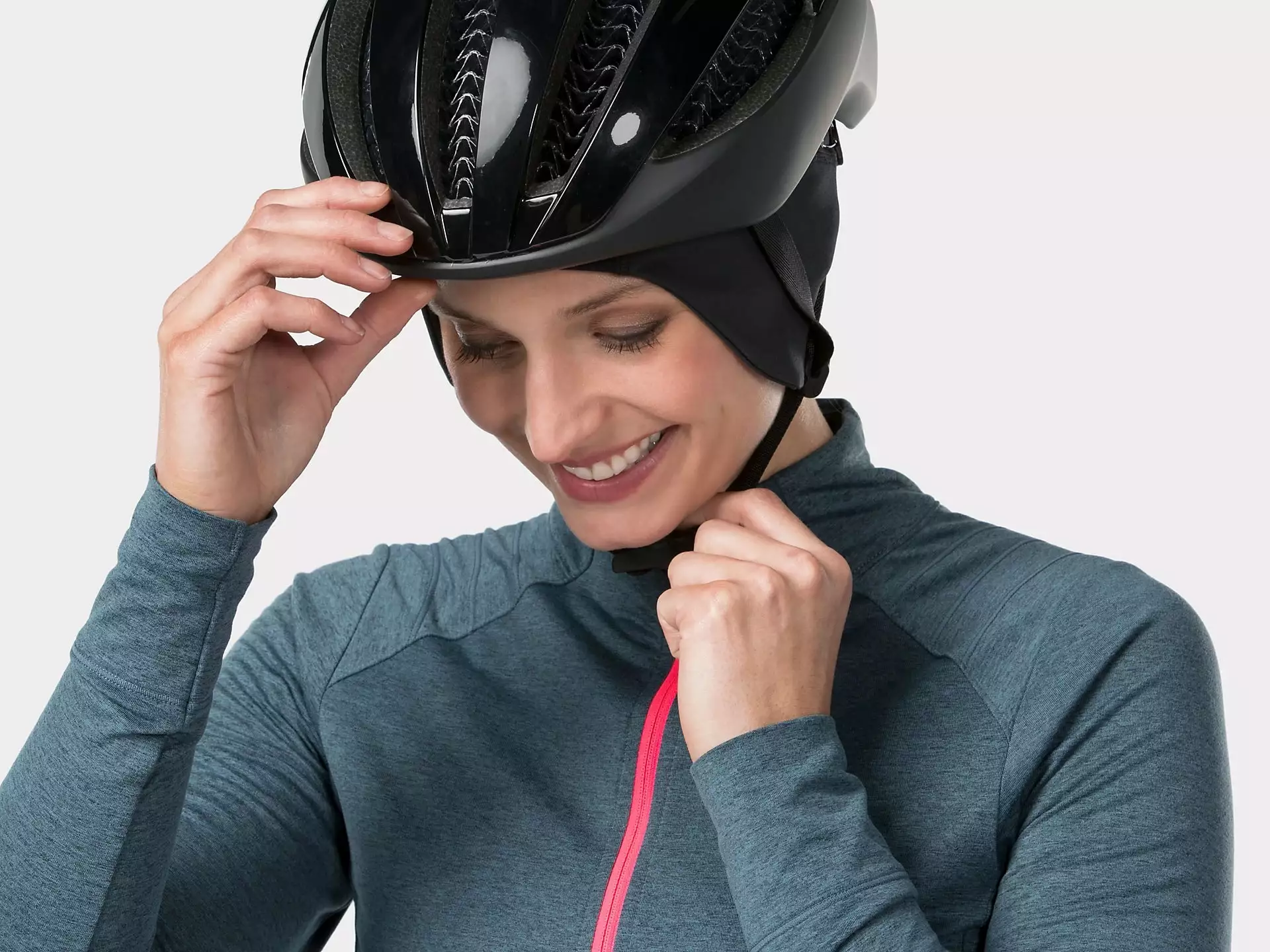 Cycli.fi Bontrager Windshell Cycling Skull Cap 4 Cycli.fi Bontrager Windshell Cycling Skull Cap - Image 2