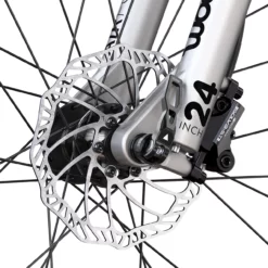 WOOM UP 6 Sähkömaastopyörä Lapsille -Sähköpyörät Myymälä lasten 24 sahkopyora joustokeula