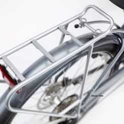 Electra Townie Path GO! 5i – Holographic -Sähköpyörät Myymälä mik tavarateline electra 1