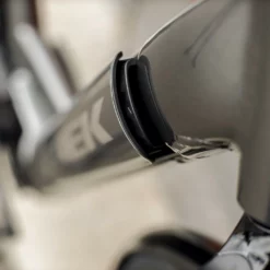 Trek District+ 7 Grey 500Wh -Sähköpyörät Myymälä powertube rungon sisainen 500wh akku