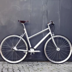 Schindelhauer Lotte 8-vaihteinen Naisten Pyörä -Kerman Valkoinen 11 Schindelhauer Lotte 8-vaihteinen Naisten Pyörä -Kerman Valkoinen -Sähköpyörät Myymälä products Lotte 01 2