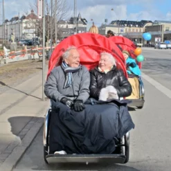 Christiania Bikes Sähköavusteinen Riksapyörä Shimano Steps Moottorilla -Sähköpyörät Myymälä products christiania bikes taxi a9118