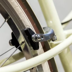 Electra Loft 7D – Creme Kevyt Naisten Pyörä Pystyllä Ajoasennolla -Sähköpyörät Myymälä products electra loft vanilla 6