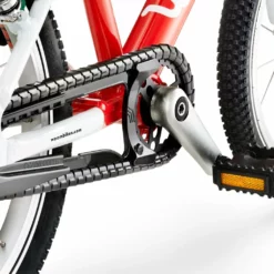 Woom 3 – Punainen -Sähköpyörät Myymälä products woom2 6 chainguard 1024x 2