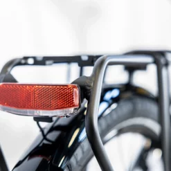 Trek District+ 3 Lowstep 500Wh Dnister Black -Sähköpyörät Myymälä trek district plus 3 matalarunkoinen sahkopyora 5